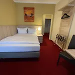 Palm Premium Hotel