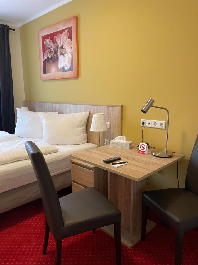 Palm Premium Hotel