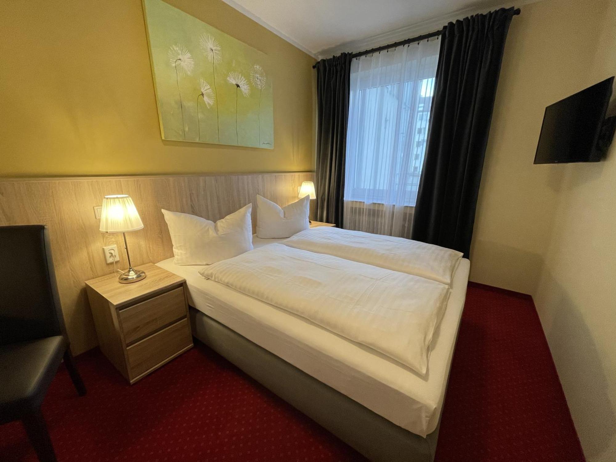 Palm Premium Hotel